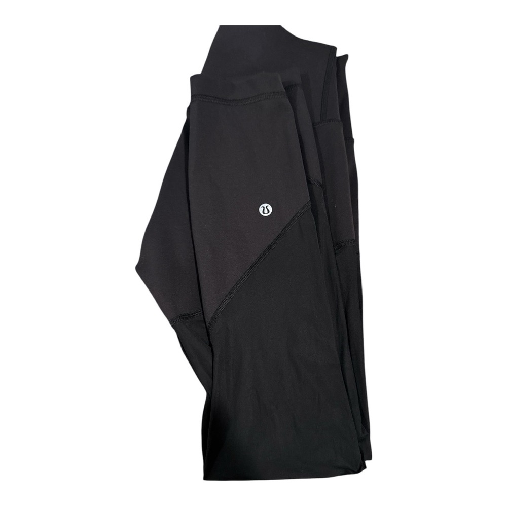 Women’s lululemon cropped mesh leggings